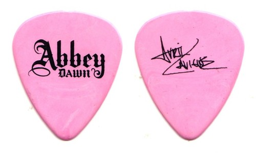 Avril lavigne signature - lavigne, abbey