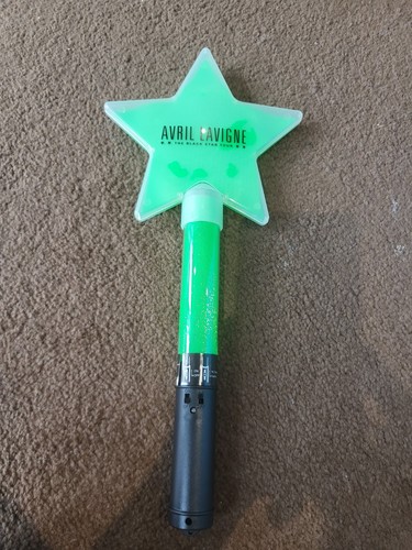 Avril lavigne black star - avril, tour